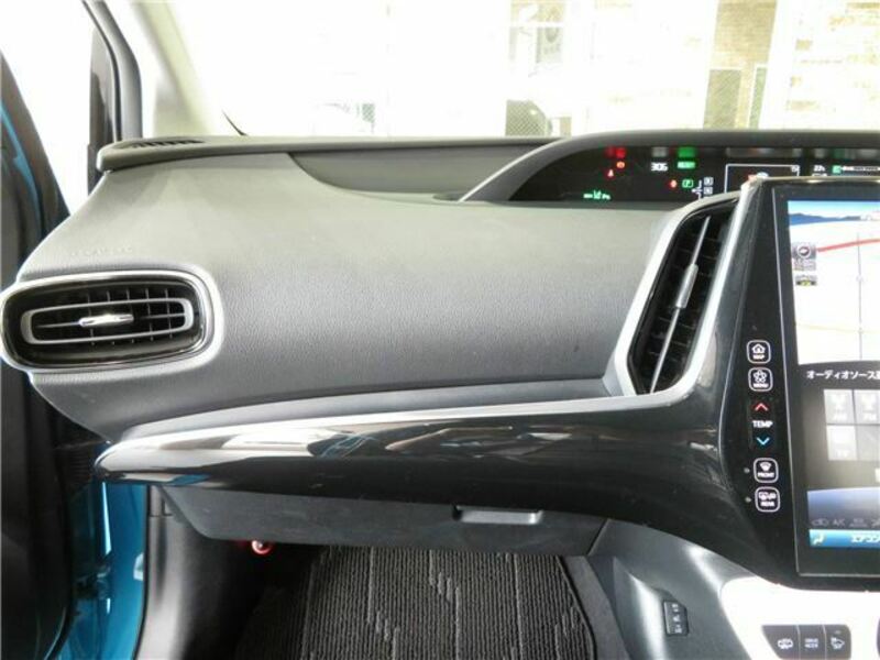 PRIUS PHV-9
