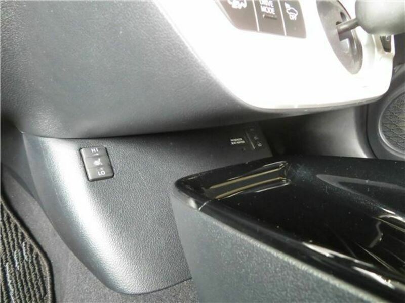 PRIUS PHV-15