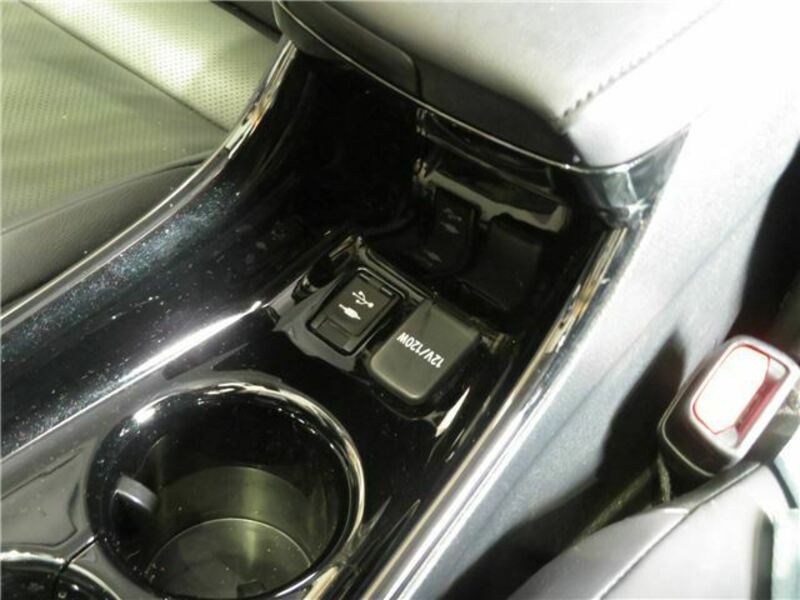 PRIUS PHV-16