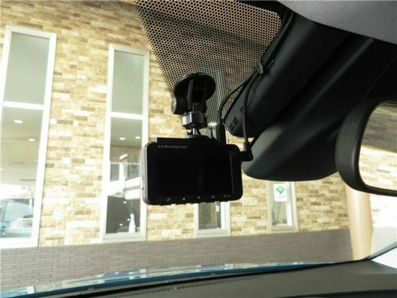 PRIUS PHV-17
