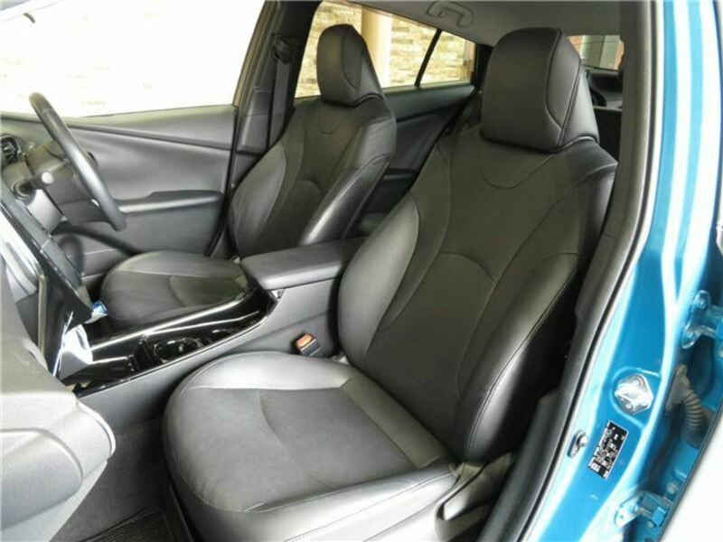 PRIUS PHV-21