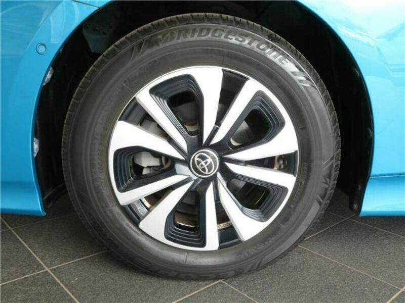 PRIUS PHV-30
