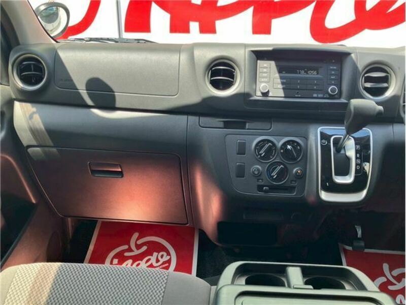 CARAVAN VAN