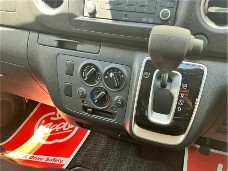 CARAVAN VAN