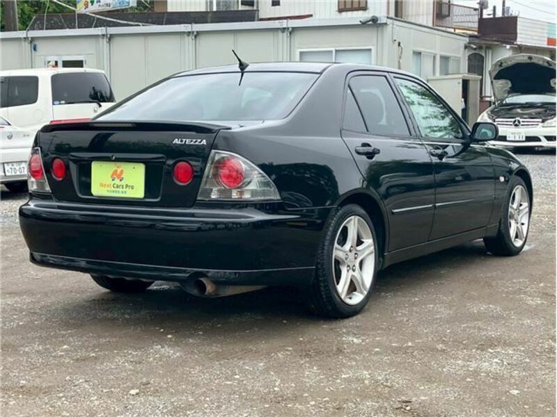 ALTEZZA