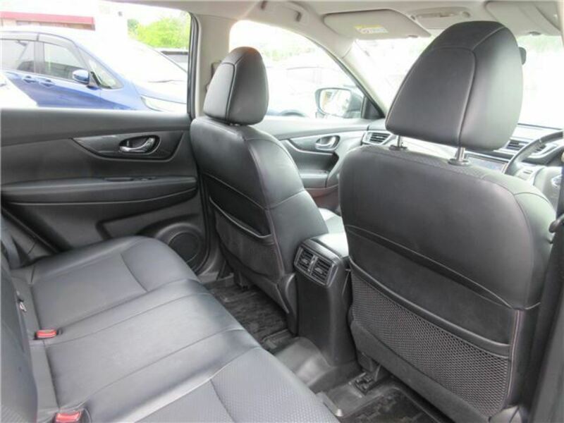 X-TRAIL-16