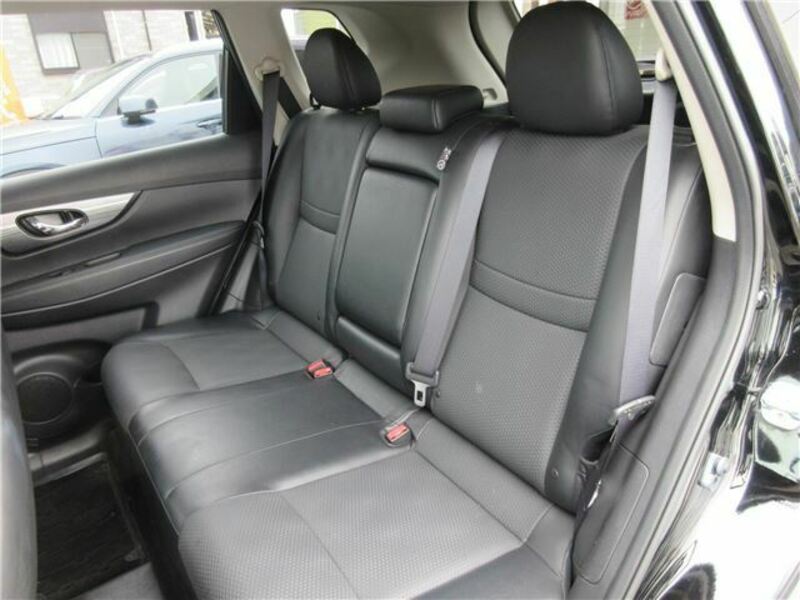 X-TRAIL-18