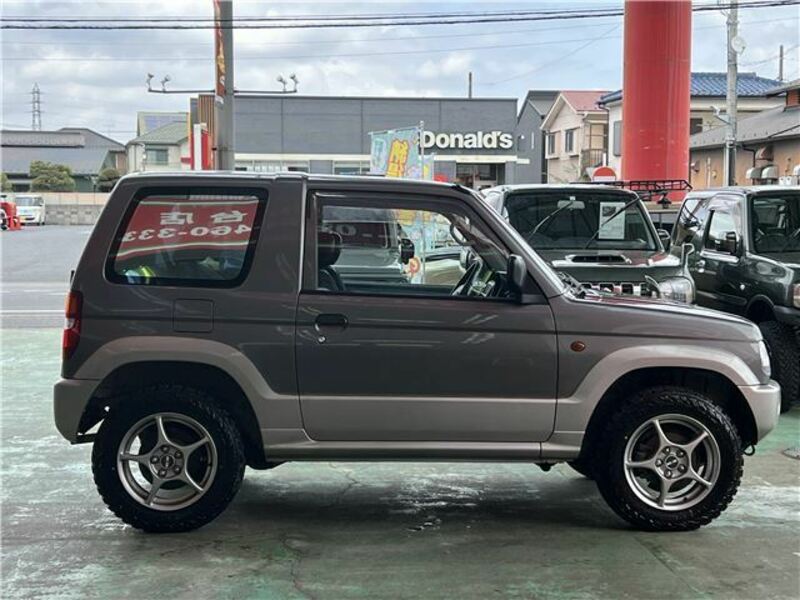 PAJERO MINI