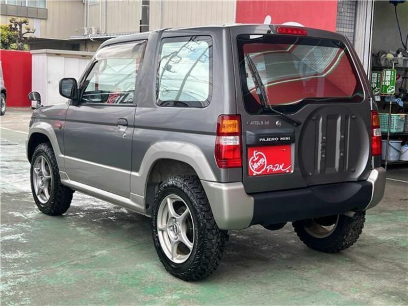 PAJERO MINI