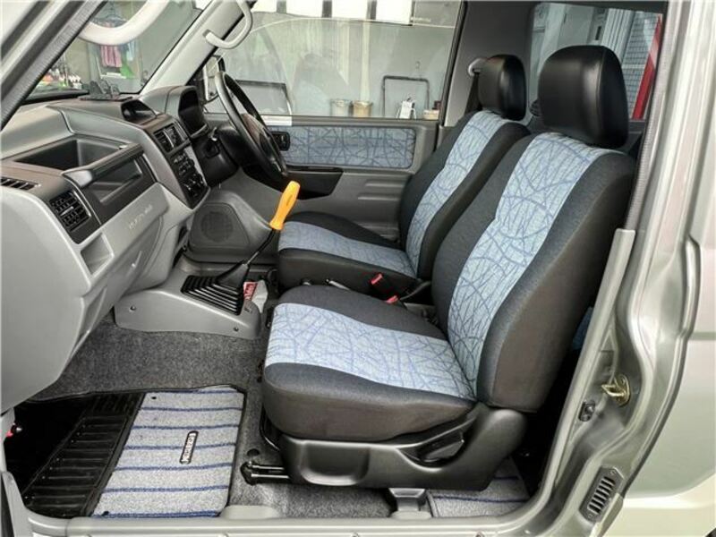 PAJERO MINI