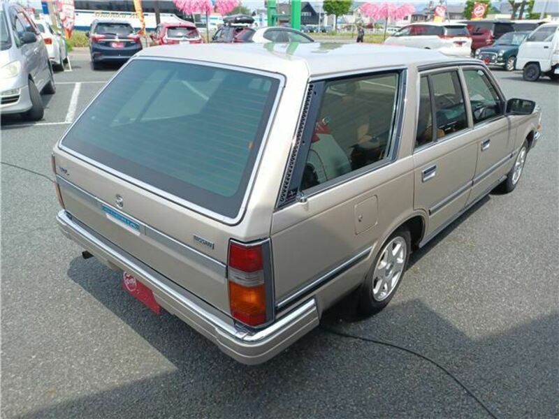 GLORIA WAGON-4