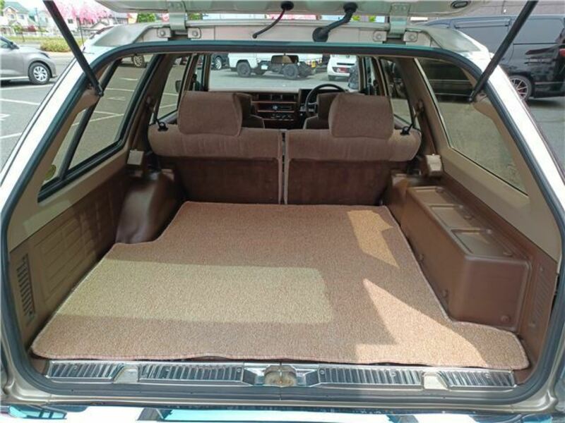 GLORIA WAGON-28