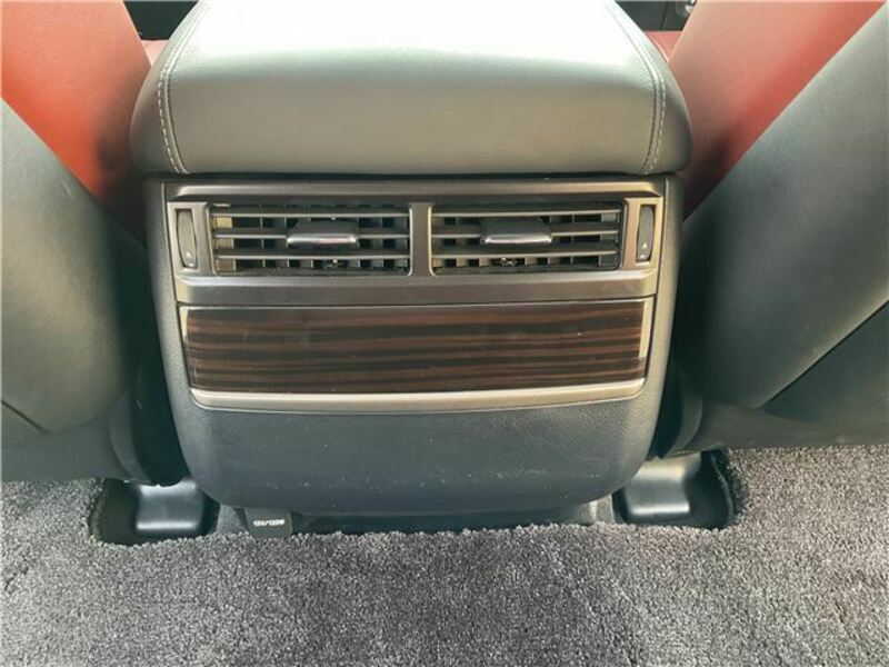 LX