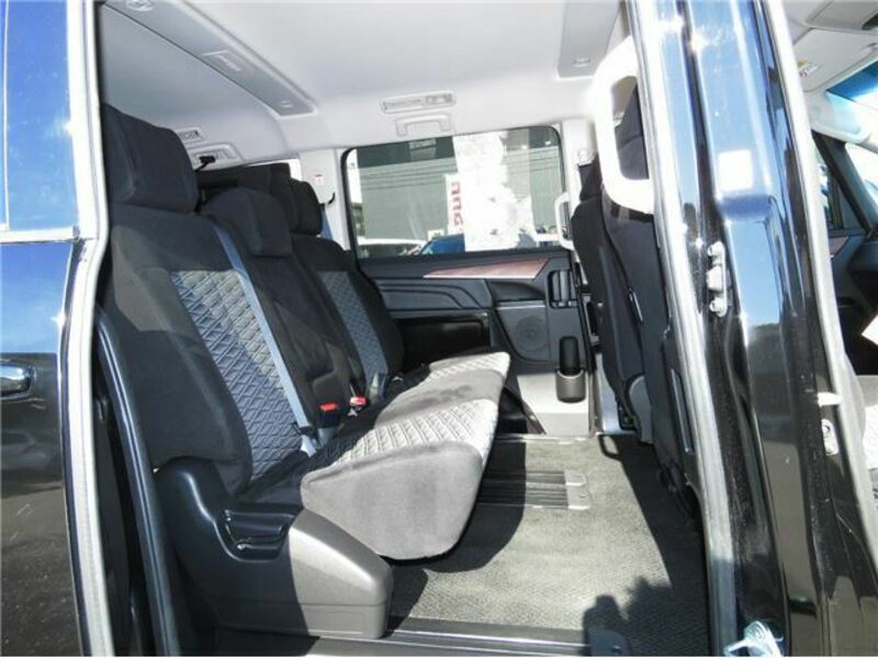 DELICA D5