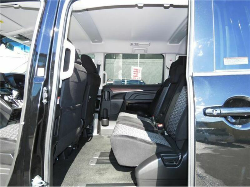 DELICA D5