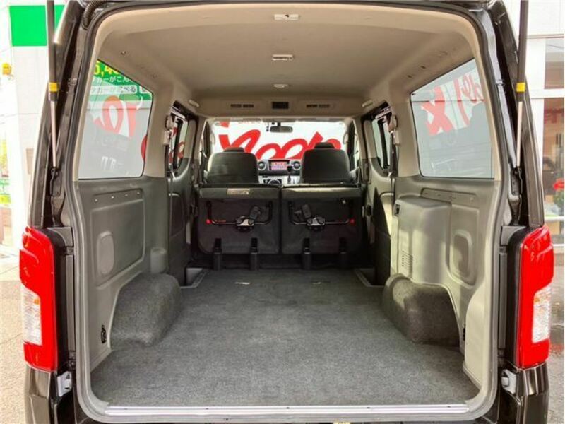 NV350 CARAVAN