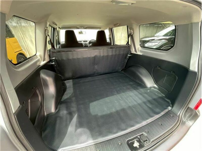 SUCCEED VAN