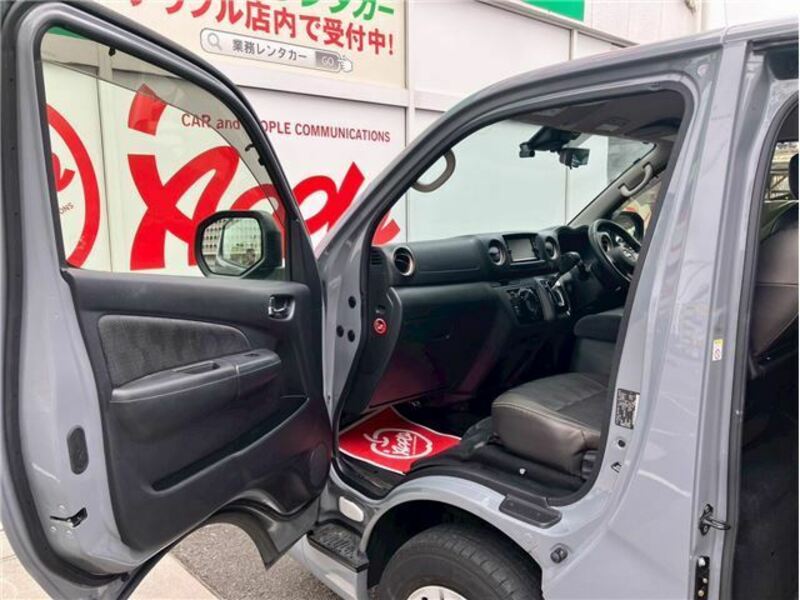 CARAVAN VAN