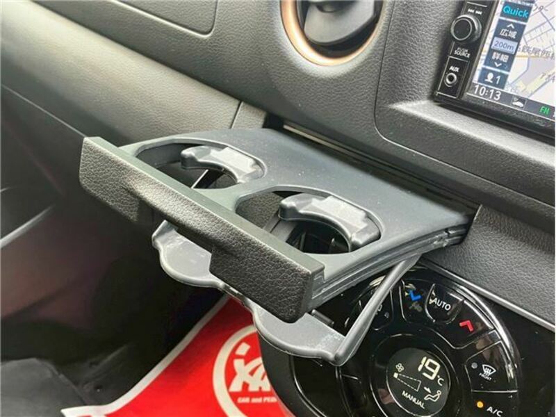 CARAVAN VAN