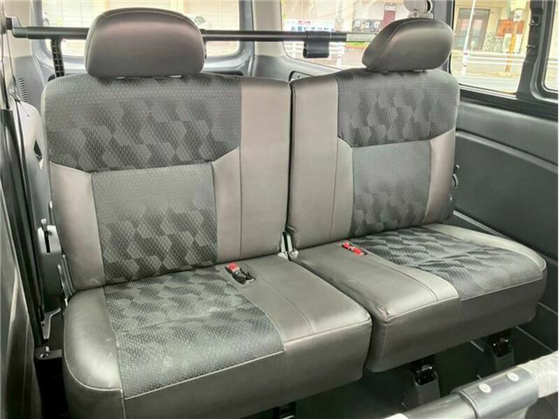 CARAVAN VAN