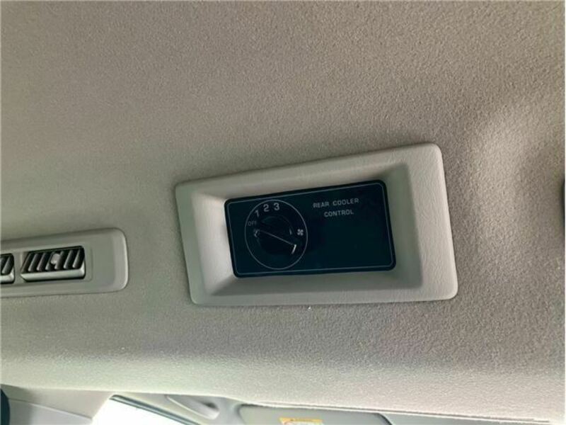 CARAVAN VAN