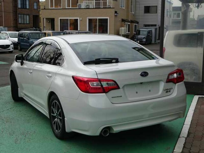 LEGACY B4