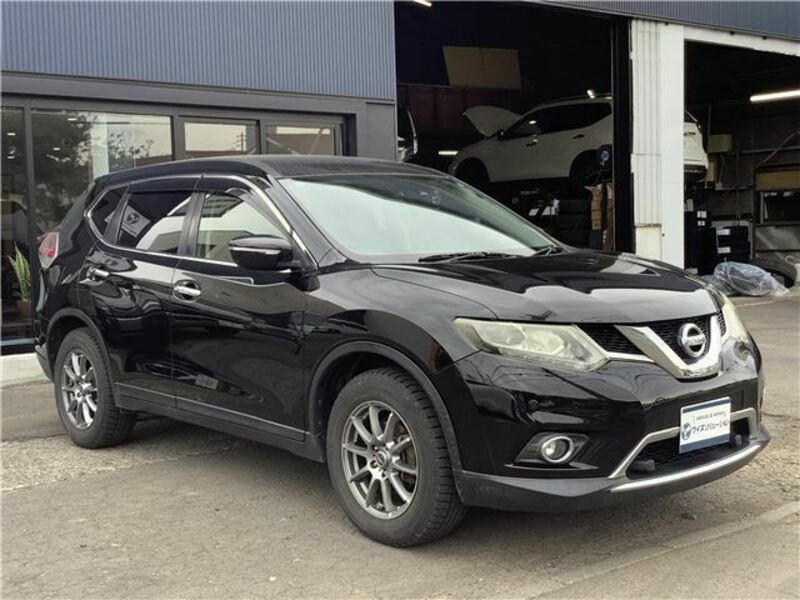 X-TRAIL