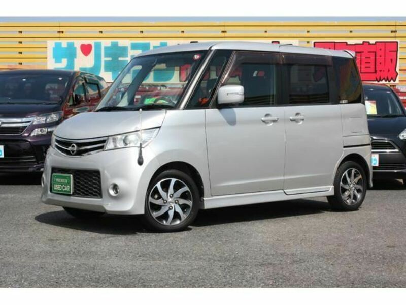 NISSAN ROOX