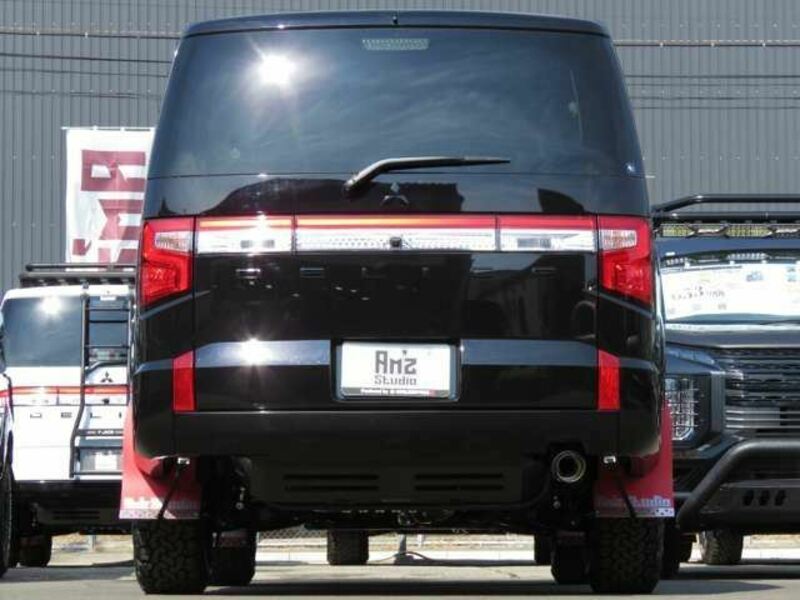 DELICA D5