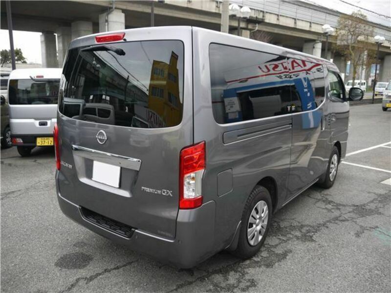 CARAVAN VAN