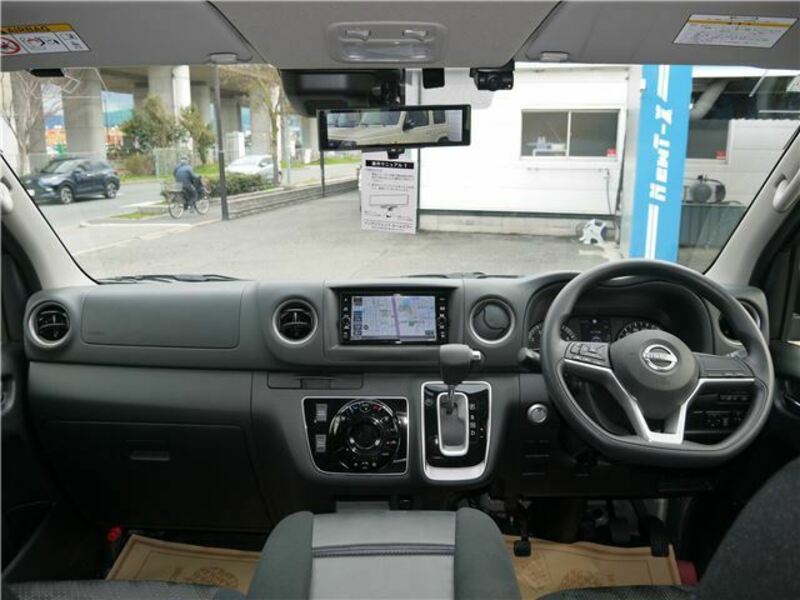 CARAVAN VAN