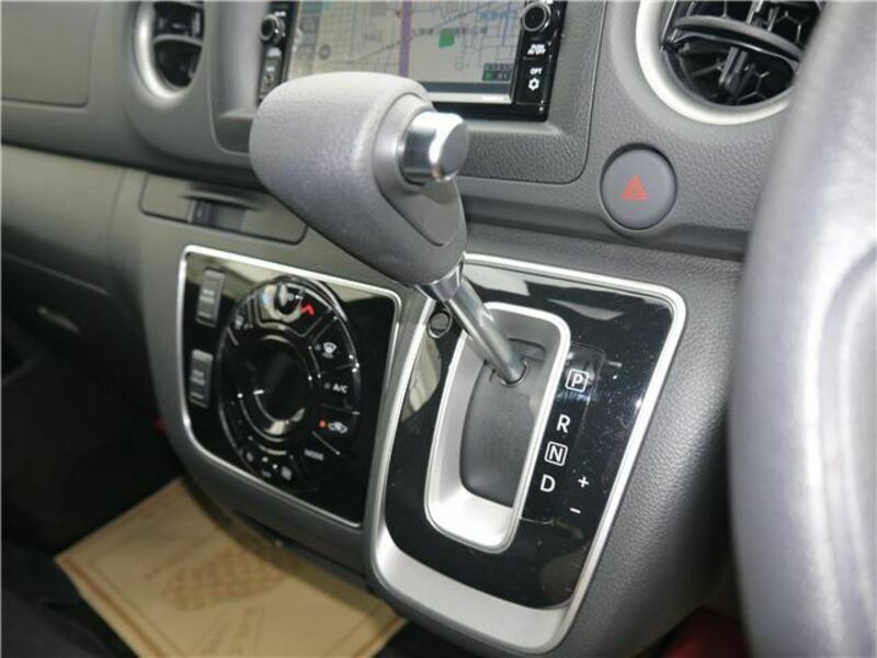 CARAVAN VAN