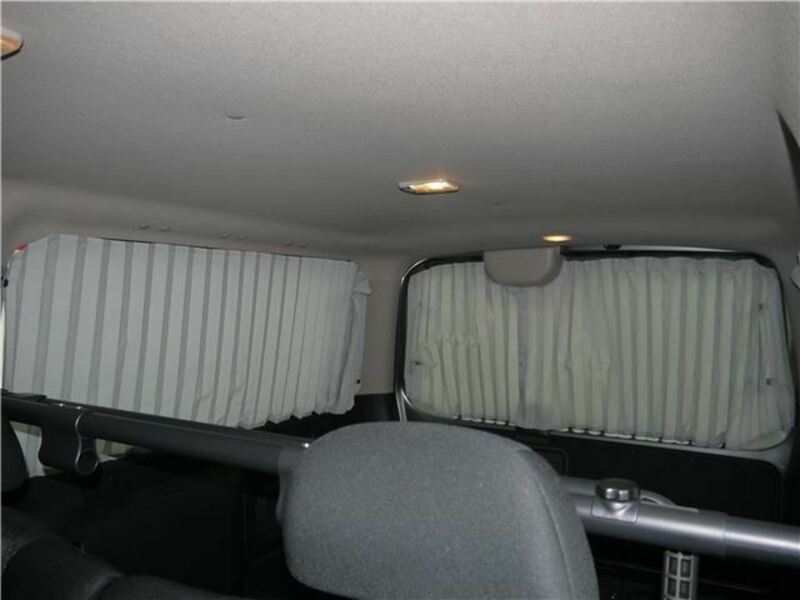 CARAVAN VAN