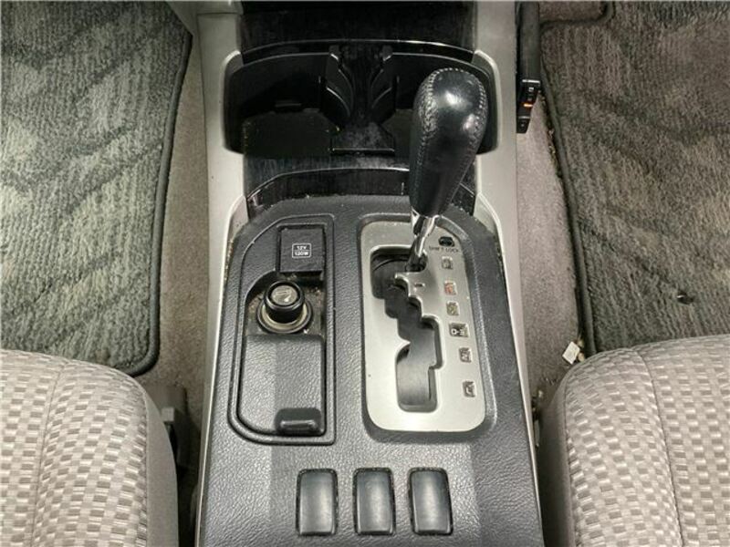 HILUX SURF-11