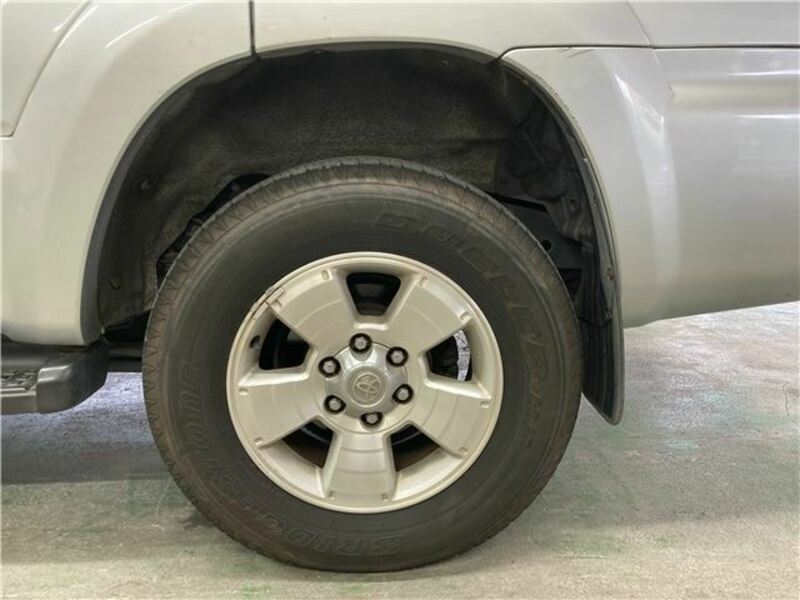 HILUX SURF-28