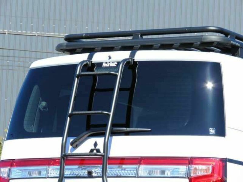 DELICA D5