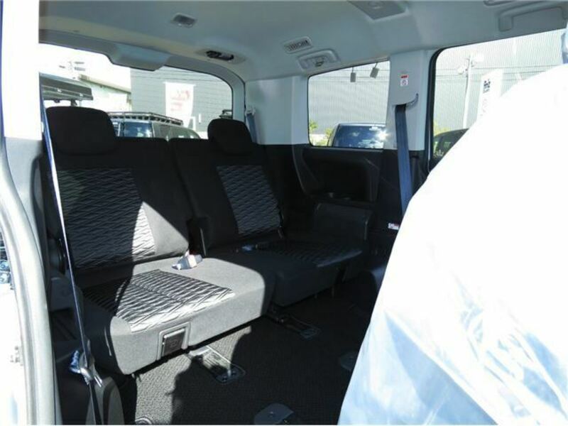 DELICA D5