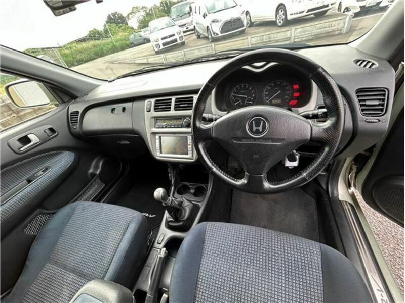 HR-V