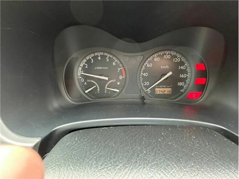 HR-V