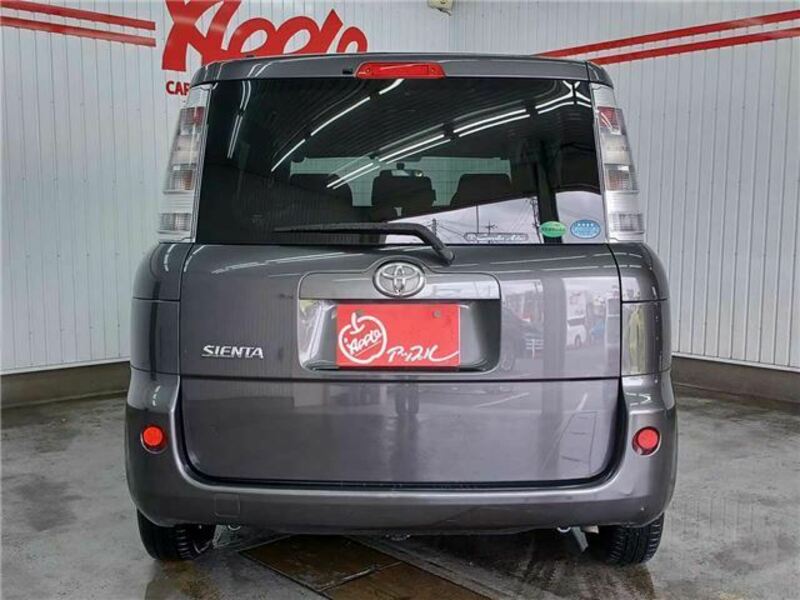 SIENTA-7