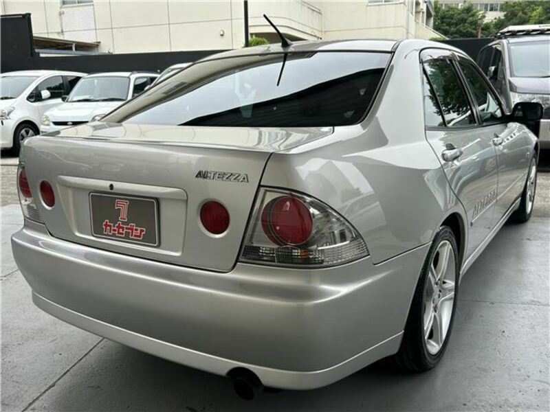 ALTEZZA