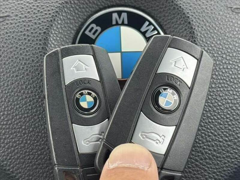 X1