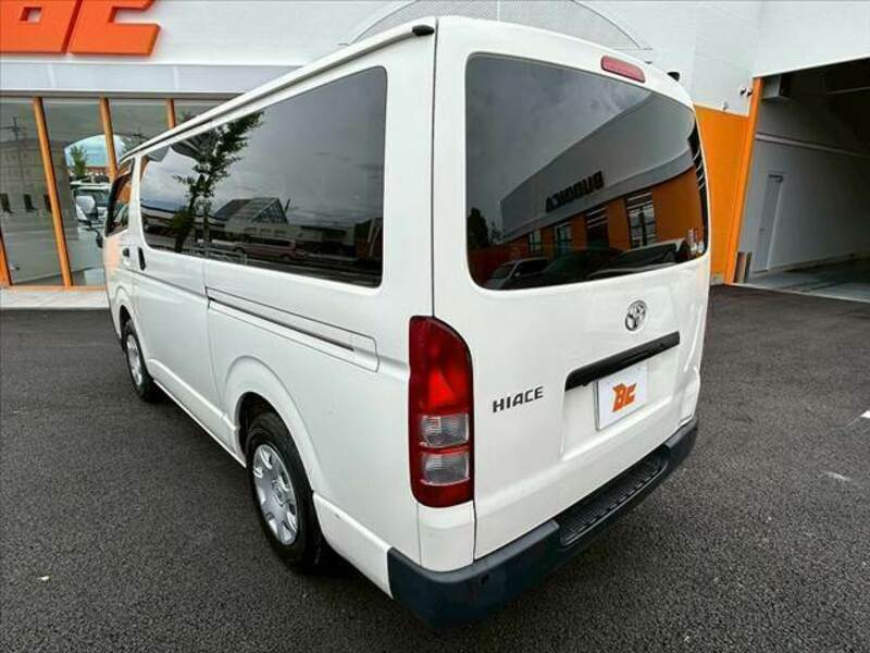 HIACE VAN