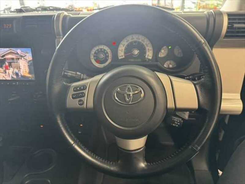 FJ CRUISER-11