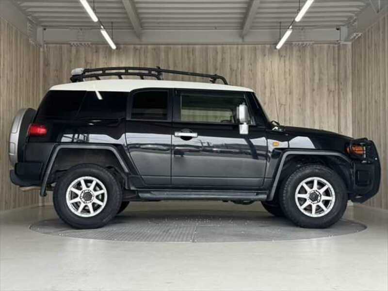 FJ CRUISER-17