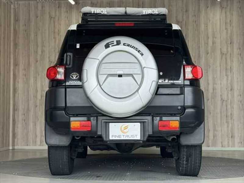 FJ CRUISER-19