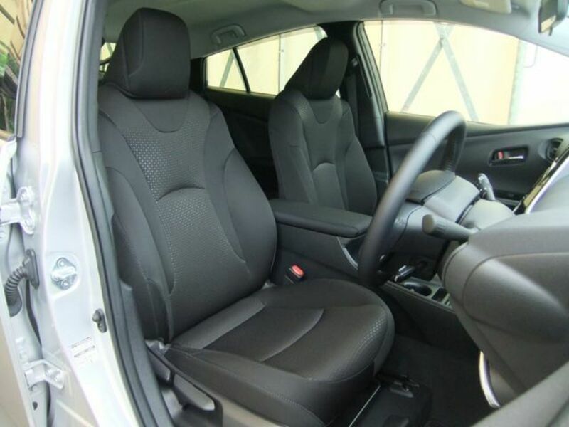 PRIUS-15
