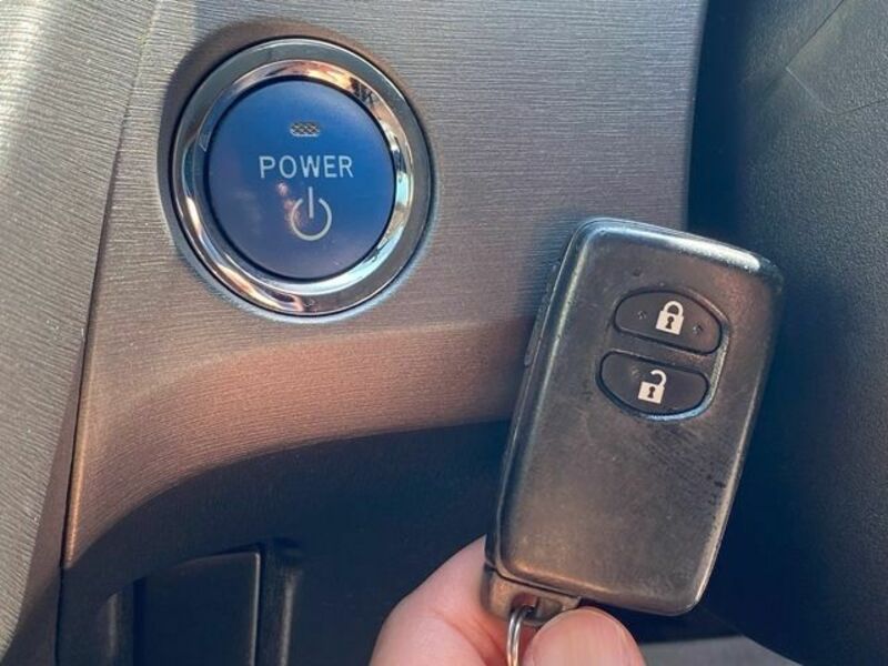 PRIUS-23