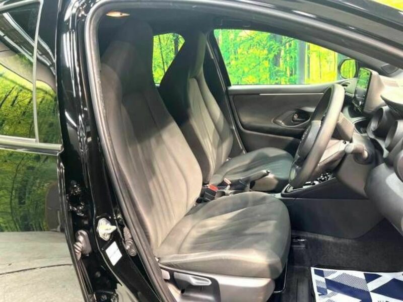 YARIS-7