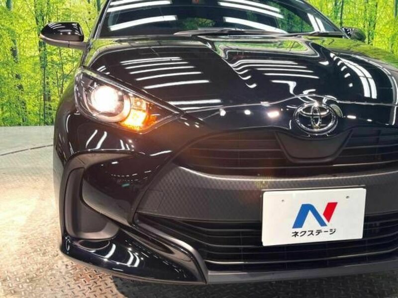 YARIS-11